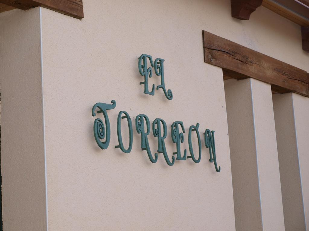 Alojamiento Turistico "El Torreon" Pension Fresneda de la Sierra Buitenkant foto